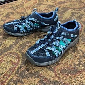 Chaco Outcross Running shoes